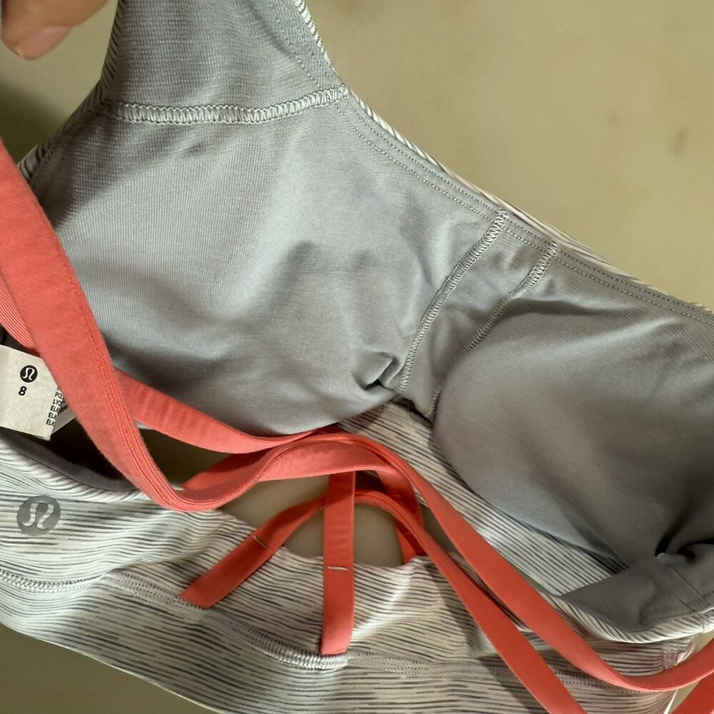 Lululemon Energy Bra Size 8 Gray Pink Built in Bra Medium Support Sports Pilates - Picture 6 of 9